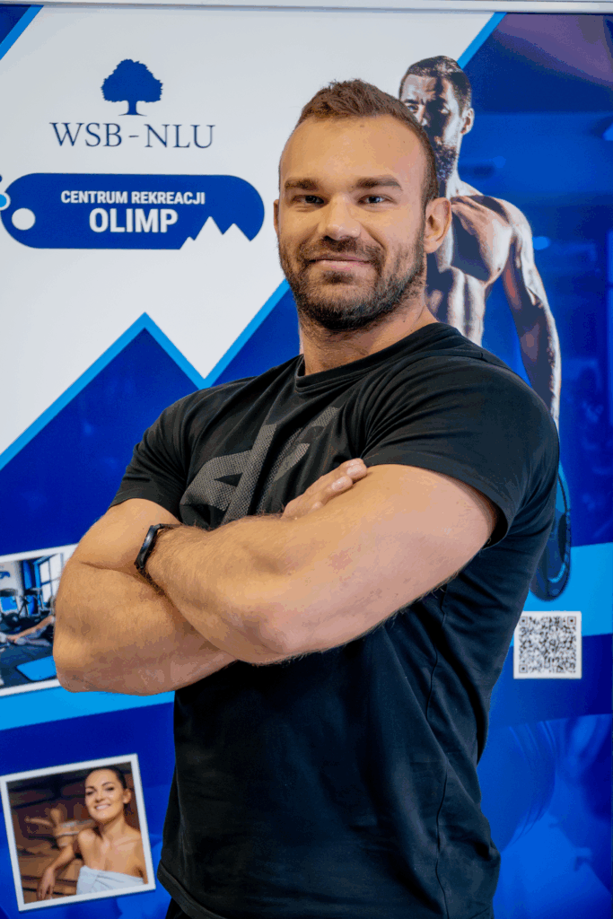Jakub Wilk, trener personalny, w Centrum Rekreacji Olimp